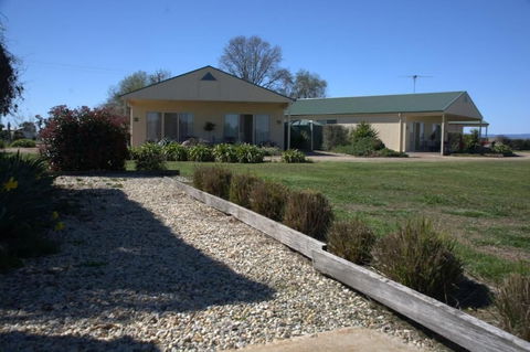 Milawa Muscat Retreat B&B - Darwin Holiday 0