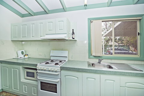 Acclaim Pine Grove Holiday Park - Darwin Holiday 5