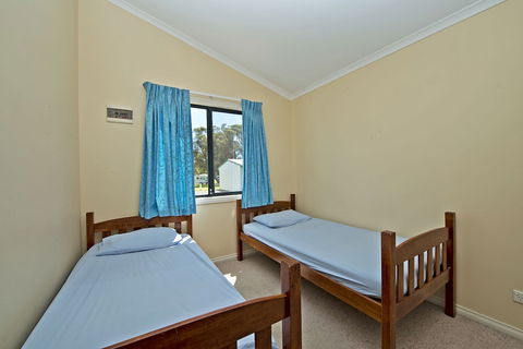Acclaim Rose Gardens Beachside Holiday Park - Darwin Holiday 4