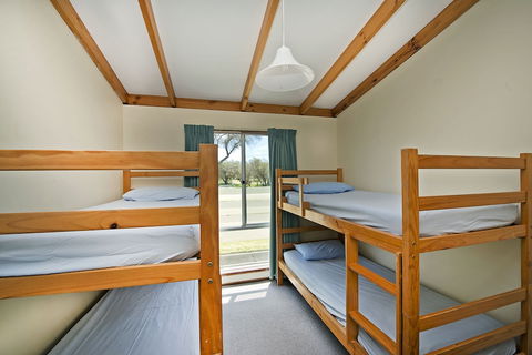Acclaim Rose Gardens Beachside Holiday Park - Darwin Holiday 3