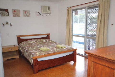 Seaforth Holiday Units - Darwin Holiday 1