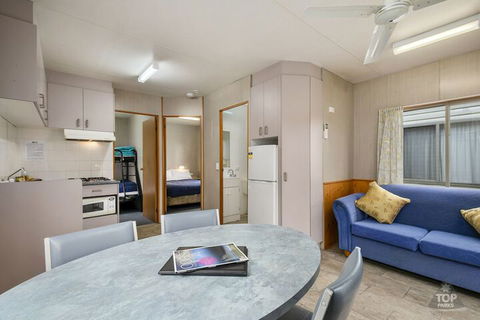 Cowes Caravan Park - Darwin Holiday 5