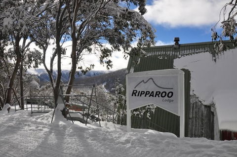 Ripparoo Ski Lodge - Darwin Holiday 2