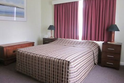Lakes Waterfront Motel & Holiday Cottages - Darwin Holiday 5