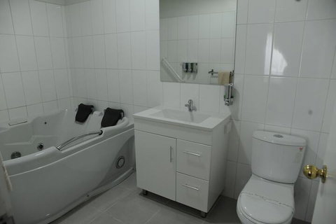 Norwood House Motel & Reception Centre - Darwin Holiday 6