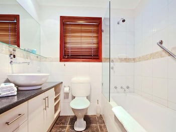 Wine And Roses B&B - Darwin Holiday 5