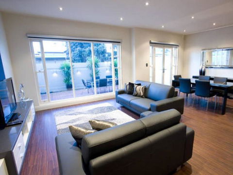 Precinct On Jardine Accommodation - Darwin Holiday 1