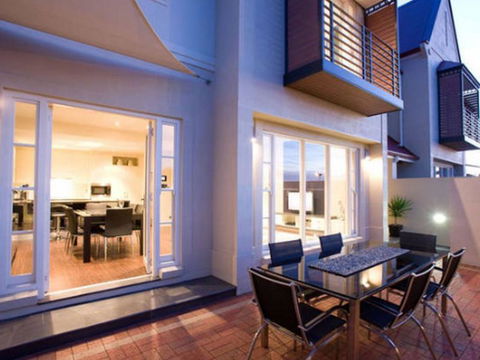 Precinct On Jardine Accommodation - Darwin Holiday 2