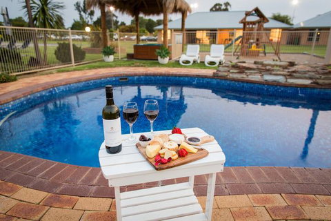 Howlong Golf Resort - Darwin Holiday 2