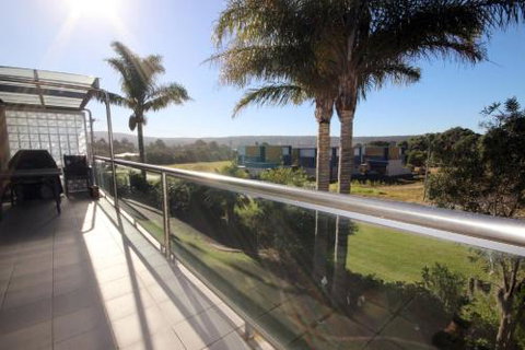 Blue Waters Four - Darwin Holiday 2