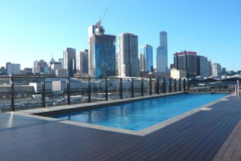 Royal Stays Apartments Docklands - Darwin Holiday 3