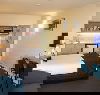 Shoreline Hotel - Darwin Holiday