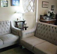 A Winter Rose Cottage B  B - Darwin Holiday