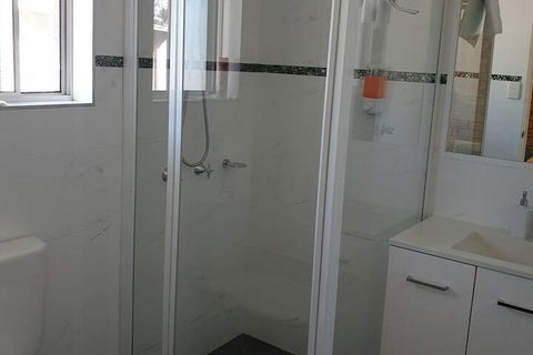 Beerwah Motor Lodge - Darwin Holiday 4