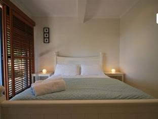 The Sirens - Darwin Holiday 0