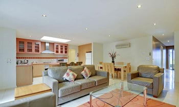 Traralgon Serviced Apartments - Darwin Holiday 1