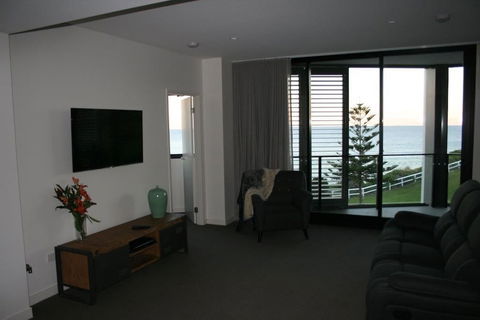 Apartment On King Street - Darwin Holiday 6