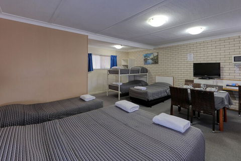 Binalong Motel - Darwin Holiday 7