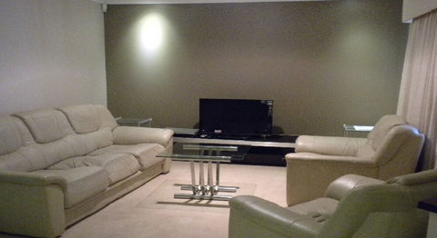 The Retreat - Darwin Holiday 1