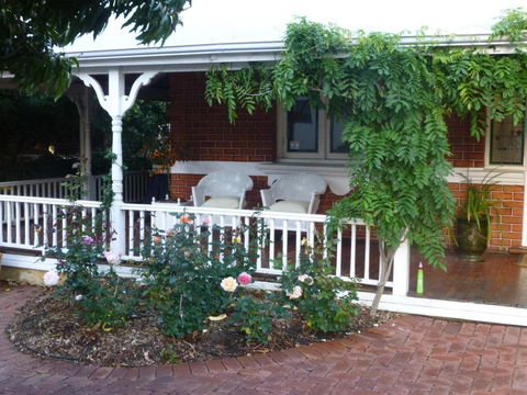 Lakeside Bed & Breakfast - Darwin Holiday 5