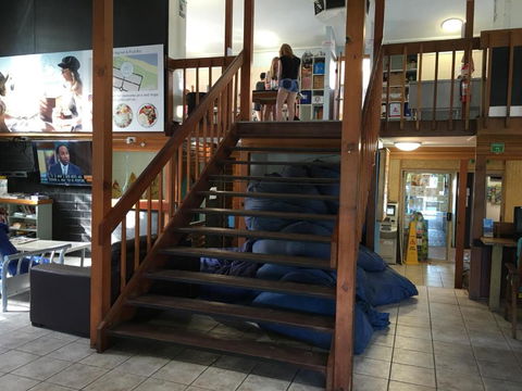 Backpackers Inn On The Beach - Darwin Holiday 2