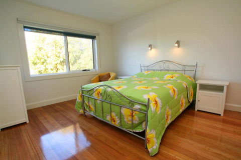 Bridport Holiday Rental - Darwin Holiday 5