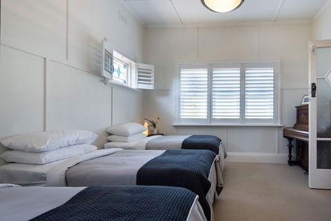 Churchills - Darwin Holiday 5