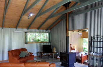 Treetops Accommodation Montville - Darwin Holiday 3