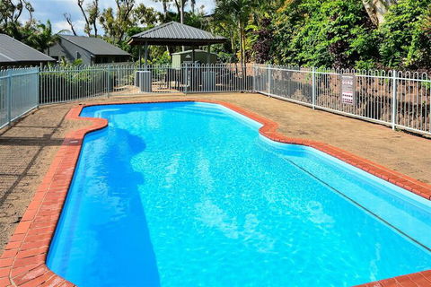 Sunset Waters 6 - Darwin Holiday 3