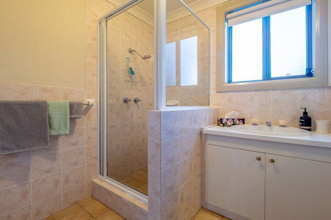 The Waves Port Macquarie - Darwin Holiday 1