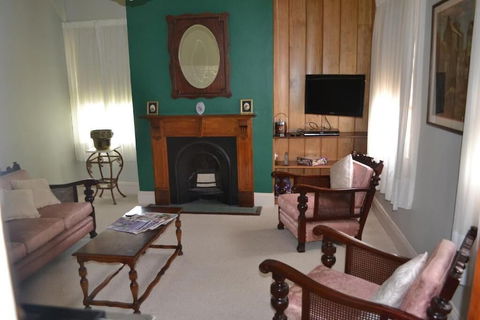 Stoke House Bed And Breakfast - Darwin Holiday 5