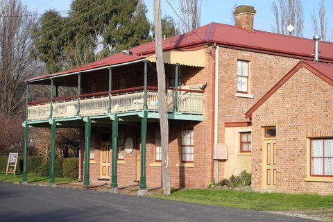 Stoke House Bed And Breakfast - Darwin Holiday 1