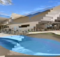 67 Orient Drive - Darwin Holiday
