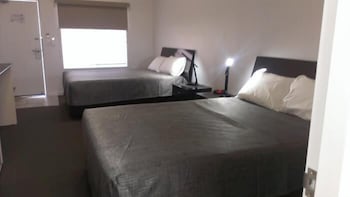 Gunnedah Lodge Motel - Darwin Holiday 4