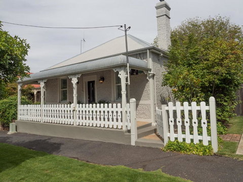 Cottage 79 - Darwin Holiday 1