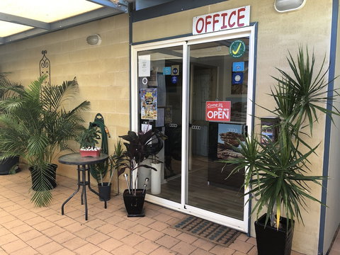 Pelican's Nest - Darwin Holiday 5