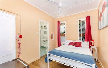 Civic Guest House - Darwin Holiday 1