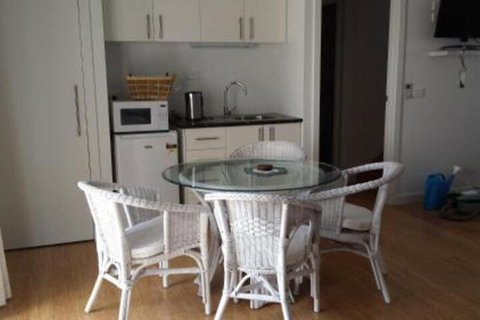 Seaside Spa Retreat - Darwin Holiday 2