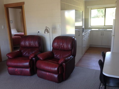 Willaway Motel Apartments - Darwin Holiday 1