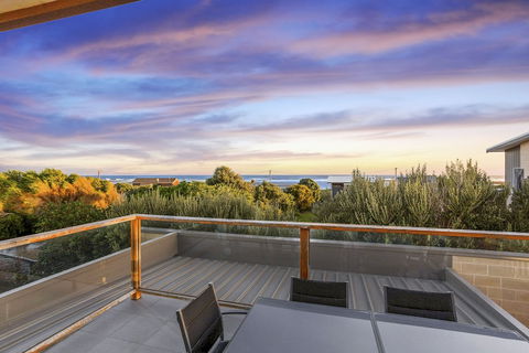 Tides Apartments - Darwin Holiday 3
