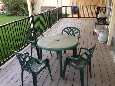 Showgrounds Cottage Naracoorte - Darwin Holiday 6