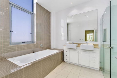 Solaire Q Stay - Darwin Holiday 7