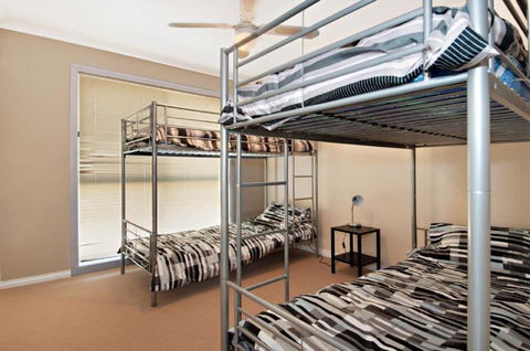 Skip Shop Splash - Darwin Holiday 2