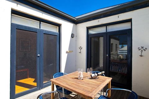 Port Boutique Accommodation - Darwin Holiday 6