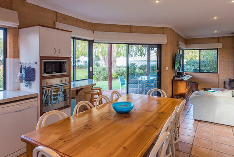 Whalers Cove Villas - Darwin Holiday 3