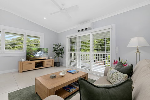 The Country House At Hunchy Montville - Darwin Holiday 3