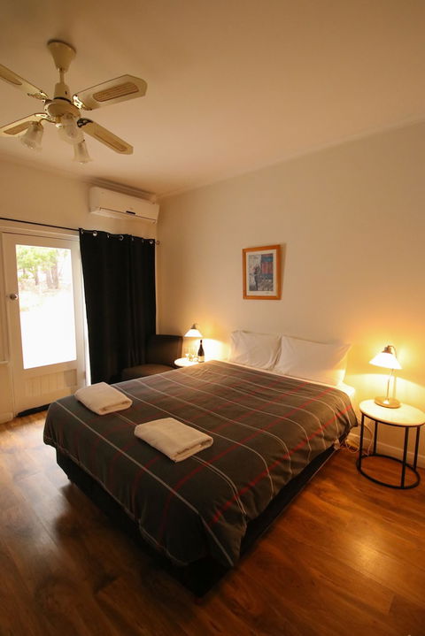 Cape Jervis Accommodation & Caravan Park - Darwin Holiday 3