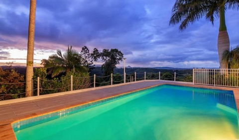 Cooroy Country Cottages - Darwin Holiday 6