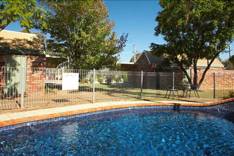 Belvoir Village Motel & Apartments Wodonga - Darwin Holiday 1