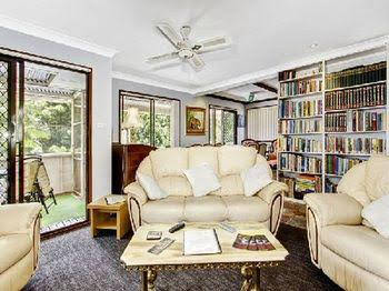 Point Clare NSW Darwin Holiday